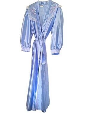 Vintage Helen of Troy ice blue robe floral lace long sleeves tie waist glam SZ L